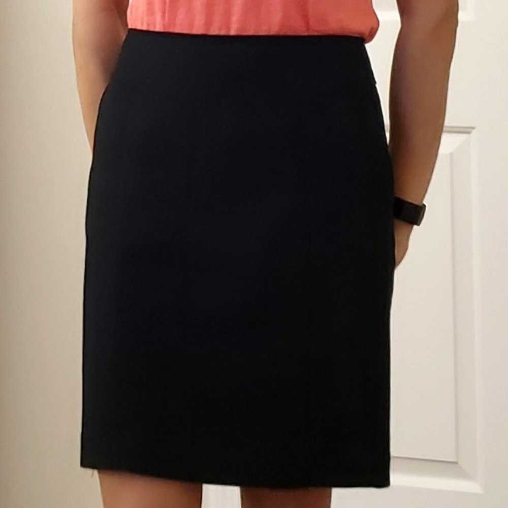 Banana Republic pencil skirt (with pockets!)